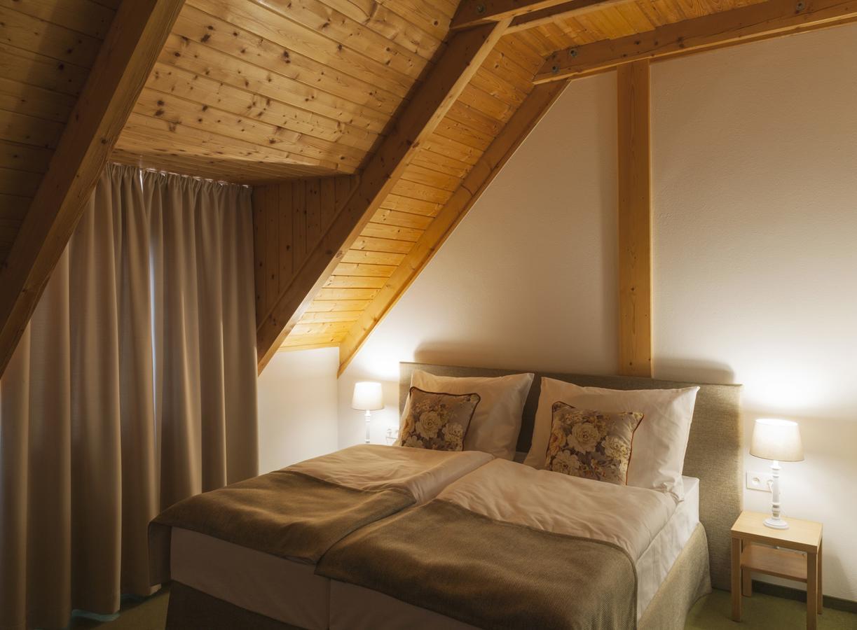 Malvazia Hotel Prievaly Bagian luar foto